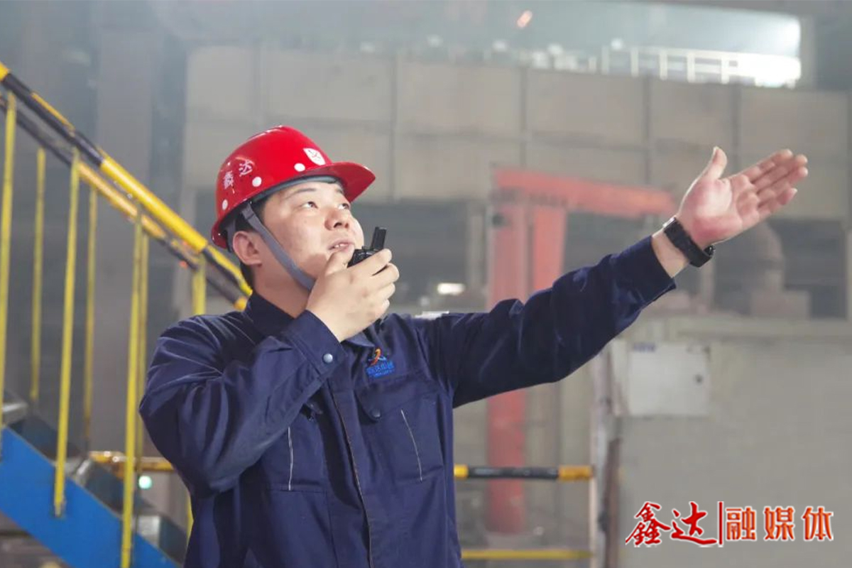 人生就是博故事丨白班机长王玉杰：板坯连铸产线上的“一块砖”！