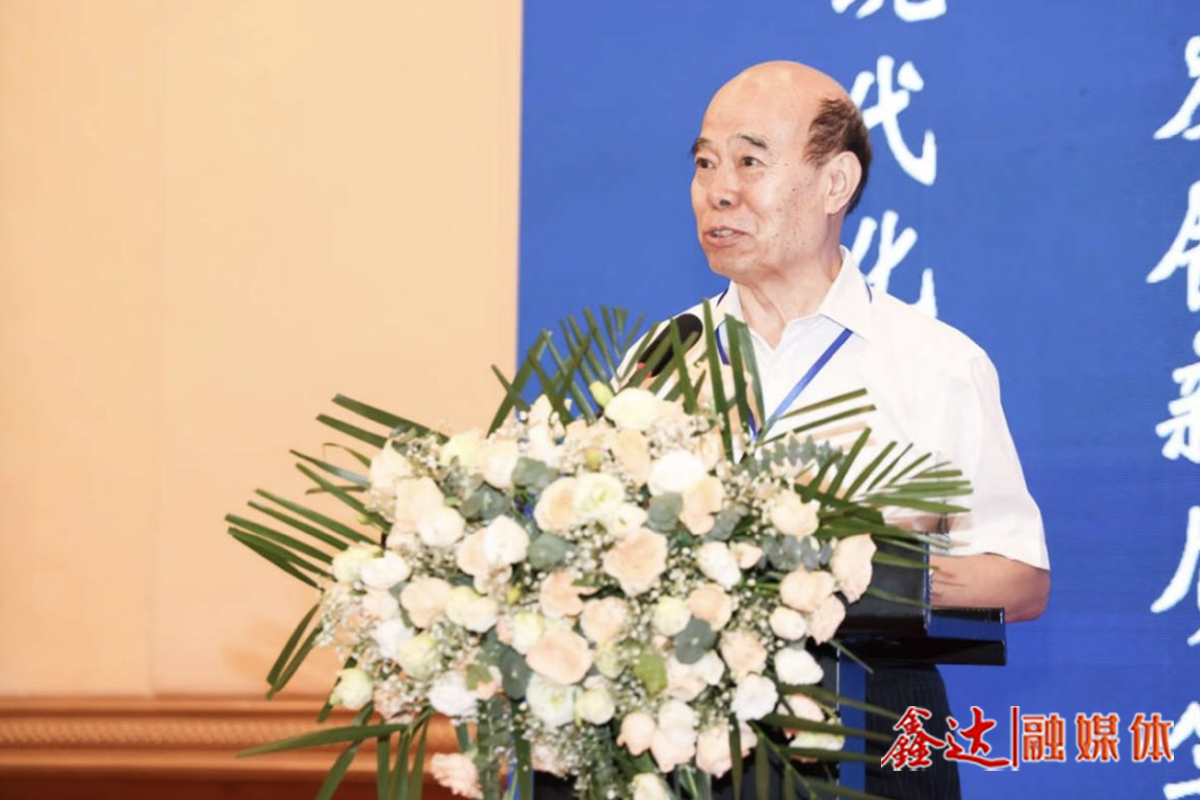 贾银松：绿色转型 创新驱动 向“新”而行 持续推进钢铁工业高质量发展